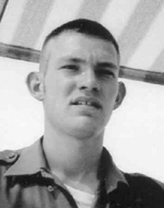 דניס למינוב